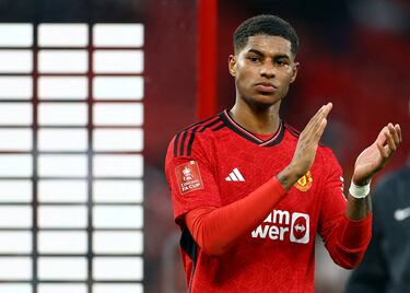 Según informa The Mirror, el conjunto parisino estaría preparando una oferta de 75 millones de libras por el atacante inglés del Manchester United, Marcus Rashford.

