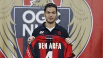 Ben Arfa ya pos&oacute; incluso con la camiseta del Niza.