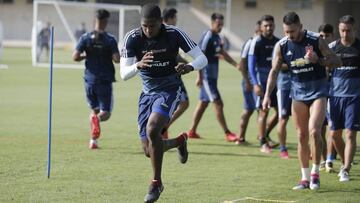 Armando Cooper espera debutar pronto con la U. 