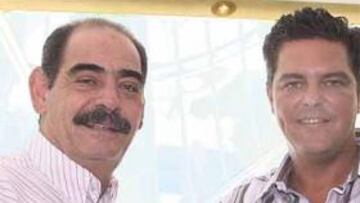 <b>LUJO BRASILEÑO EN MONTECARLO. </b>Rivelino fue uno de los protagonistas en el acto celebrado ayer en Mónaco. En La foto, posa junto a Joaquín Maroto, de AS.