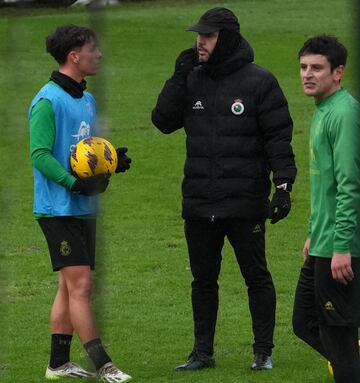 José Alberto con Yeray para la próxima temporada, pero deberá ganarse un hueco en pretemporada.