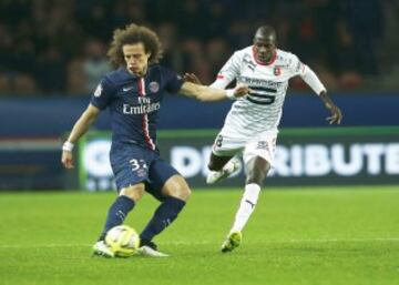 David Luiz aparece más atrás en el listado, con un 51 por ciento de presencias en los partidos de PSG.