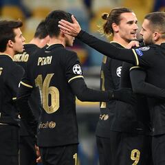 Aprobados y suspensos del Barcelona: Coutinho y Pedri 'enfriaron' al Dinamo