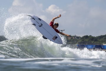 Otra de las sorpresas de la jornada. No porque a Kolole le falte nivel, sino porque enfrente tena al bicampen del mundo John John Florence. Su prximo rival ser Igarashi.