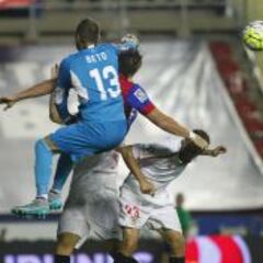 El Sevilla da la baja a Beto en la lista para la Champions league