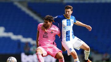 Leandro Cabrera ante el Brighton