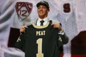 New Orleans eligió reforzar su línea ofensiva con su primera elección del draft, aunque en la mayoría de mock drafts habían previsto que se decantarían por un pass rusher.