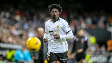 El Nápoles, a por Thierry Correia