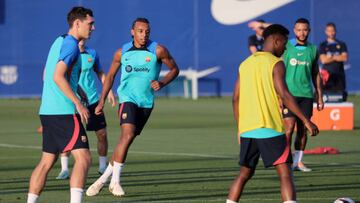 Koundé, en un entrenamiento reciente con el Barça.