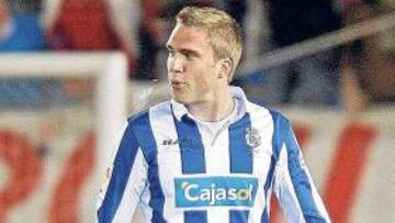 <b>CASTIGADO. </b>Troest protestó la jugada del penalti en Soria.