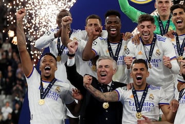 El 28 de mayo de 2022, se convierte en el primer técnico de la historia en ganar cuatro veces la Liga de Campeones de Europa: dos con el Milan y otras dos con el club blanco. Además, con la entidad de Chamartín suma una nueva Liga: la primera con el Madrid y se convierte también en el primer entrenador en ganar un campeonato de las cinco grandes Ligas: España, Inglaterra, Francia, Alemania e Italia. También suma una Supercopa de España.