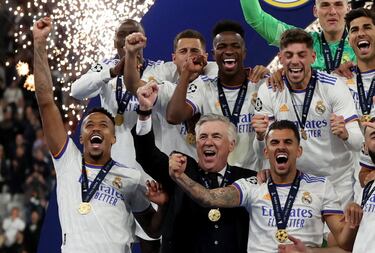 El 28 de mayo de 2022, se convierte en el primer tcnico de la historia en ganar cuatro veces la Liga de Campeones de Europa: dos con el Milan y otras dos con el club blanco. Adems, con la entidad de Chamartn suma una nueva Liga: la primera con el Madrid y se convierte tambin en el primer entrenador en ganar un campeonato de las cinco grandes Ligas: Espa?a, Inglaterra, Francia, Alemania e Italia. Tambin suma una Supercopa de Espa?a.