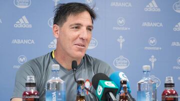 Berizzo en rueda de prensa. 