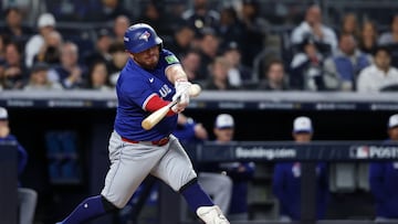 NEW YORK, NEW YORK - OCTOBER 08: Alejandro Kirk #30 of the Toronto Blue Jays flies out during the fourth inning against the New York Yankees in game four of the American League Division Series at Yankee Stadium on October 08, 2025 in New York City. Al Bello/Getty Images/AFP (Photo by AL BELLO / GETTY IMAGES NORTH AMERICA / Getty Images via AFP)
