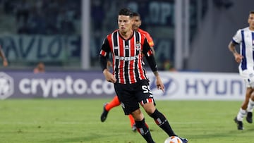 James hizo su debut en Copa Libertadores con Sao Paulo.