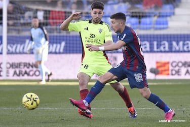 El centrocampista del Mirandés sigue asombrando. Ante su exequipo marcó un gol y dio otro, para amarrar los tres puntos. En Anduva saben que las opciones de permanencia pasan por su inspiración.