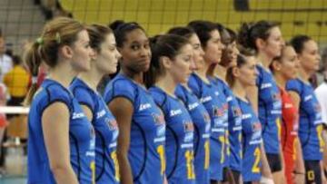 La Selección española femenina, en formación.