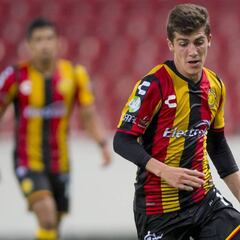 Adrián Villalobos llega prestado a Chivas, procedente de Leones Negros