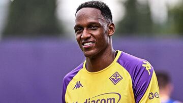 Yerry Mina, defensa colombiano de Fiorentina