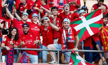 Gran ambiente en las gradas.