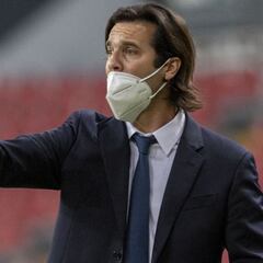 Santiago Solari: “Viñas no participó del partido”