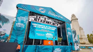 The Miami Dolphins Fan Zone opened its doors in central Madrid on Thursday, and will welcome NFL fans with a multitude of activities.