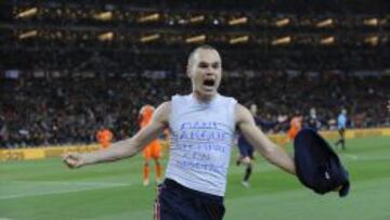 Iniesta celebra el gol que dio a Espa&ntilde;a el Mundial de Sud&aacute;frica.
 