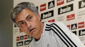 Mourinho: "¿Desunión en la caseta? Vale todo para vender"