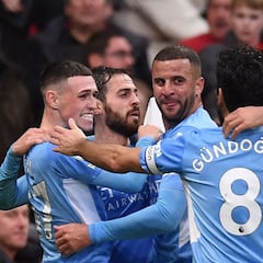 El City baila en Old Trafford