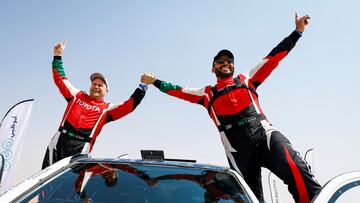 Al Rajhi celebra su triunfo en la Abu Dhabi Desert Challenge