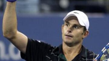 DE VUELTA. El tenista de Nebraska Andy Roddick superó con solvencia su compromiso ante Marc Gicquel (6-1, 6-4, 6-4).
