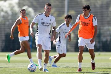 Kroos y Vallejo.