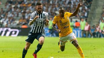 Al final, Miguel Layún si intercambió playera