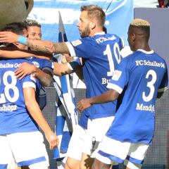 El Lokomotiv y el Schalke se miden en un duelo inédito