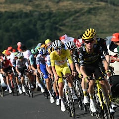 El UAE de Pogacar manda en el Tour del dinero tras la primera semana