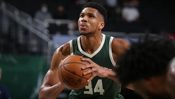 Giannis returns for Bucks after six-game lay-off