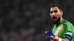 Italy's goalkeeper #01 Gianluigi Donnarumma celebrates at the end of the UEFA Euro 2024 Group B football match between Croatia and Italy at the Leipzig Stadium in Leipzig on June 24, 2024. (Photo by GABRIEL BOUYS / AFP)