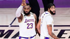 Lakers end 10-year wait for title with blow-out win over Heat