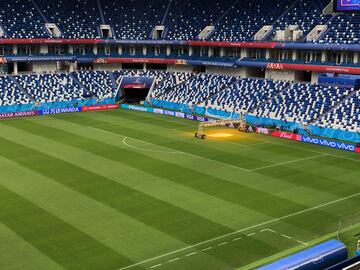 Así está el césped de Kaliningrado a 24 horas del partido de España