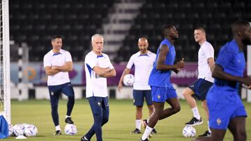 Deschamps, durante una sesión con Francia.