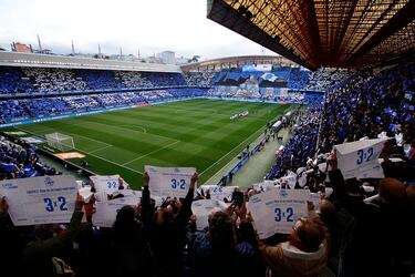 Se fundó en el año 1944 y el estadio del Deportivo de la Coruña tiene una capacidad total de 32.490 espectadores. Antiguamente, el equipo gallego jugaba en el conocido Parque de Riazor. Su inauguración oficial data en el año 1945 donde España se enfrentó a Portugal. Fue una de las diecisiete sedes del Mundial de España 1982 y también acogió la final del Campeonato de España de 1947. Es curioso mencionar que uno de los equipos que más ha temido ir a Riazor a lo largo de toda la historia es el Real Madrid. El conjunto blanco estuvo 17 temporadas consecutivas sin poder ganar en este estadio, hasta que rompió la racha en la temporada 2009/2010.