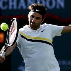 Federer está a un triunfo de mantener el número uno