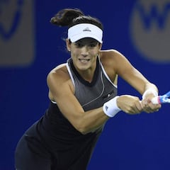 Muguruza sufre pero seguirá defendiendo el número uno