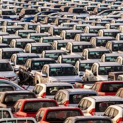 ¿Por qué está disminuyendo la compra de autos nuevos en China?