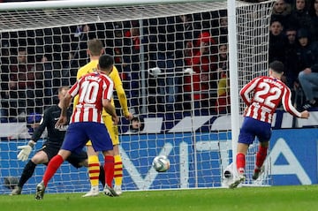 Mario Hermoso y Marc-André Ter Stegen.