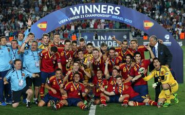 En junio de 2013 ganó su segunda Eurocopa, esta vez con la Sub-21. 