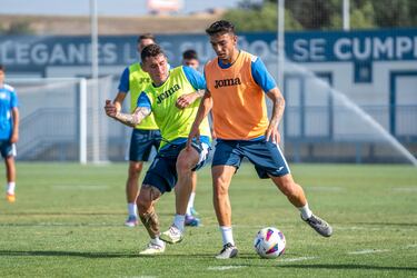 El Legan¨¦s de Borja Jim¨¦nez se estrena con el bal¨®n en el centro