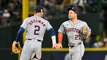 SEATTLE, WASHINGTON - JULY 19: Alex Bregman #2 and Jose Altuve #27 of the Houston Astros shakes hands after the game against the Seattle Mariners at T-Mobile Park on July 19, 2024 in Seattle, Washington. The Houston Astros won 3-0. Alika Jenner/Getty Images/AFP (Photo by Alika Jenner / GETTY IMAGES NORTH AMERICA / Getty Images via AFP)