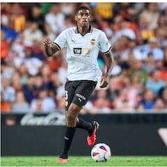 Cristhian Mosquera, un muro de guante blanco