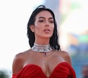 Georgina Rodríguez se desnuda para promocionar un bolso de Guess que lleva su nombre